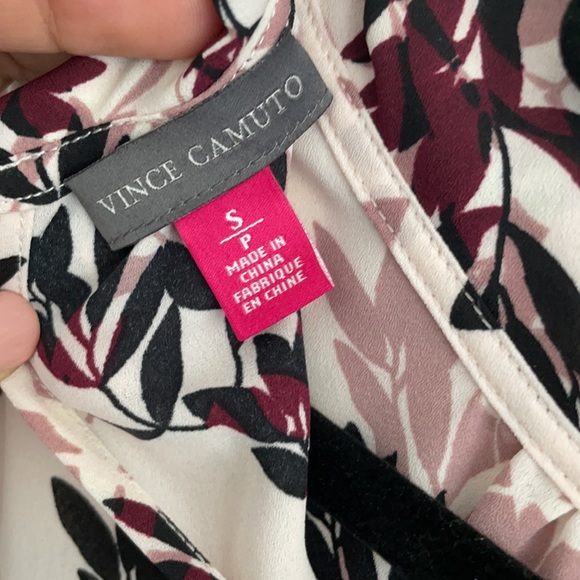 VINCE CAMUTO | NWOT short sleeve blouse - Picture 3 of 3